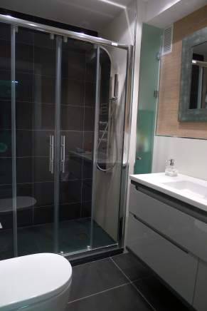 baño reformado barrio del pilar.JPG