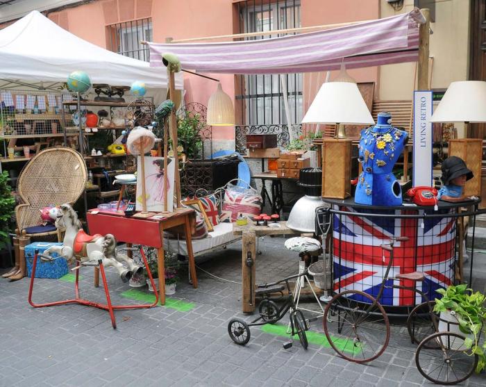Mercadillo DecoraAccion en Barrio de las Letras.jpg